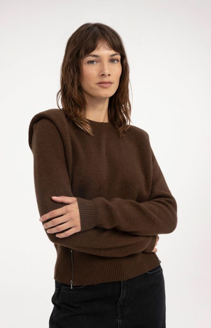 Knitted sweater with shoulder  911192 COCOA BR