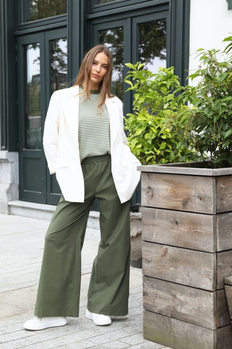  660 khaki