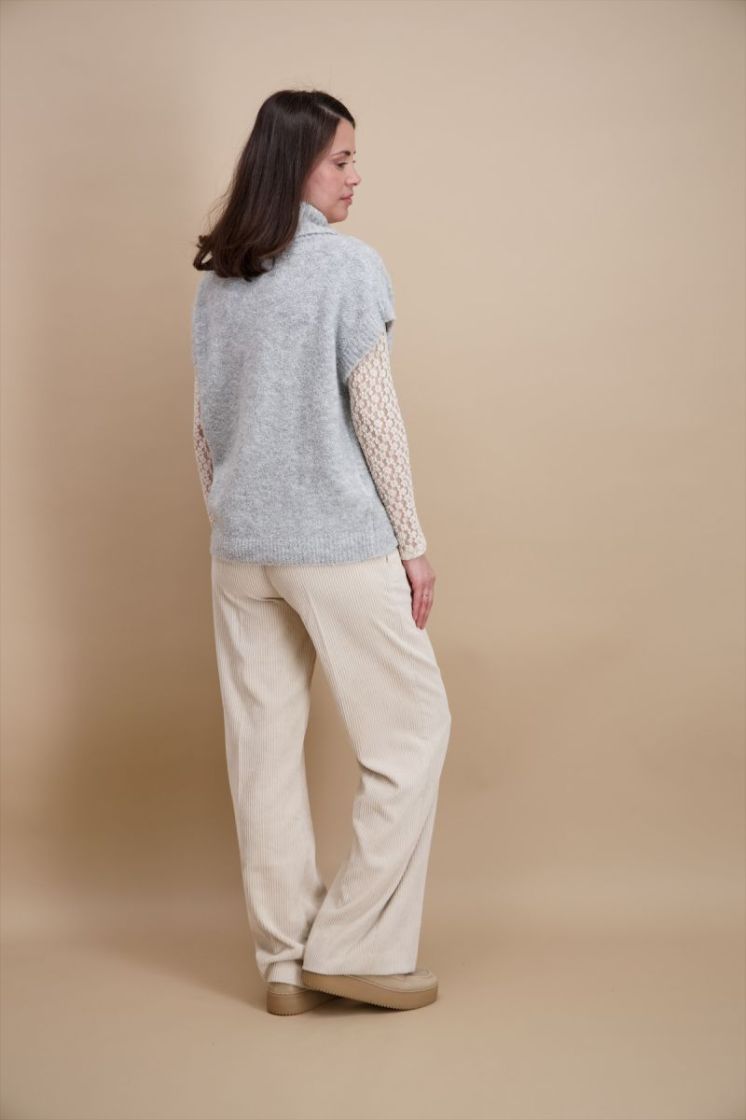  7 gris clair